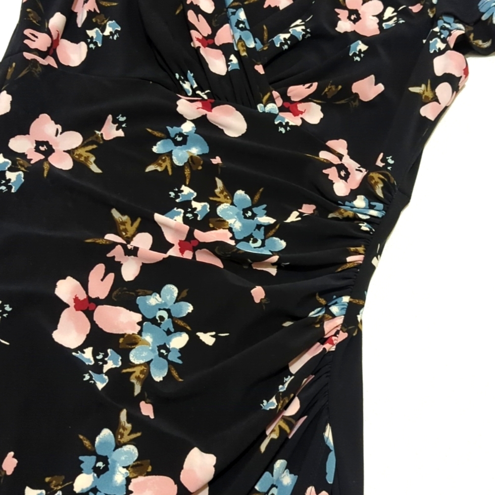 Lauren Ralph Lauren | Floral Midi Dress | V Neck | Wedding Guest | Shabby Chic| - Picture 6 of 10